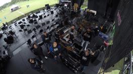 Foto por Hugo Rubiano tomada fel Facebook de LosPetitFellas