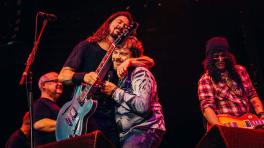 10 canciones que tal vez no  habían escuchado de Dave Grohl 