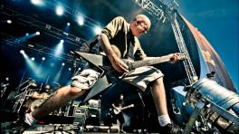 DEVIN TOWNSEND en una imagen extraída de YouTube