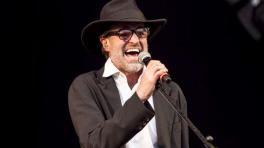 A Eduardo Arias se le está olvidando hablar (en radio)