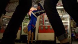 Zinedine Zidane "el más fuerte de todos" en nueva canción