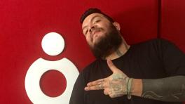 Cinco cumbias indispensables para Pato Machete