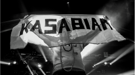 Foto tomada de Facebook: Kasabian 