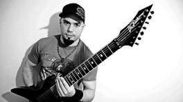 Mark Rizzo: "con The Corrupters tocamos una buena dosis de metal clásico"