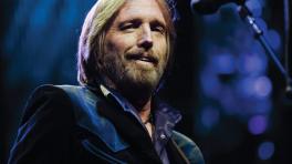  Charlie T. Wilbury, Jr. y Muddy Wilbury son algunos de los seudónimos bajo los cuales ha tocado Tom Petty.