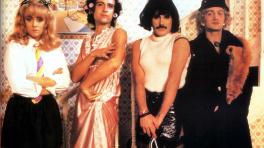 Freddie Mercury, John Deacon, Brian May y Roger Taylor en el vídeo I Want to Break Free
