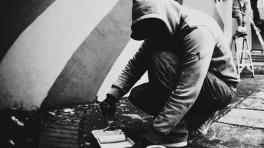 "La gente tiene la idea de que la cultura no da dinero": Toxicómano