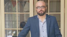 "Creo que somos una de las ciudades de América Latina con más arte independiente": Santiago Trujillo