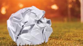 Pelota de Papel: Futbolistas y contadores de historias