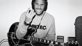 "Leer es una manera de descansar" Sebastián Domínguez, futbolista