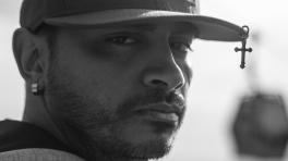 Gilberto Martínez y El parcero del popular #8